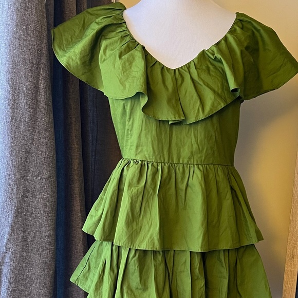 Fun Mini Ruffle Green Dress. NWT - Picture 5 of 5
